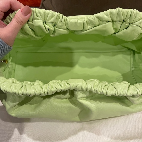 Mansur Gavriel Cloud Clutch Mint BNWT - Picture 5 of 11